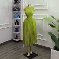 CNR HK75674 | Pleated Sleeveless Midi Dress
