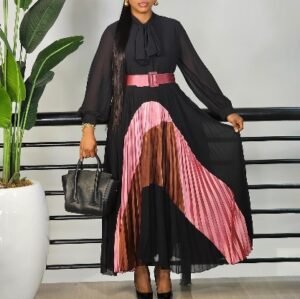 CZ2-C8623 | Long-Sleeve Color-Block Pleated Maxi Dress