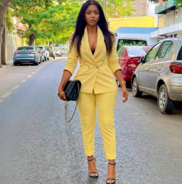 QZ-SH7081 | Blazer and Cropped Trousers Set