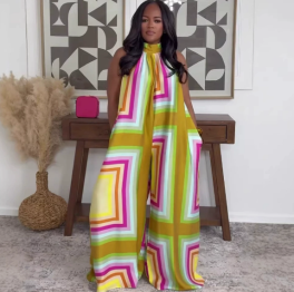 QZ-SH8835 | Geometric Print Halter Maxi Dress