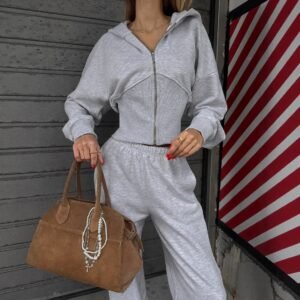 FSB 2TZ7271 | Amarante Hooded Lounge Set