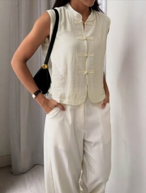 QSBX15033F | Sleeveless Button-Front Vest Top