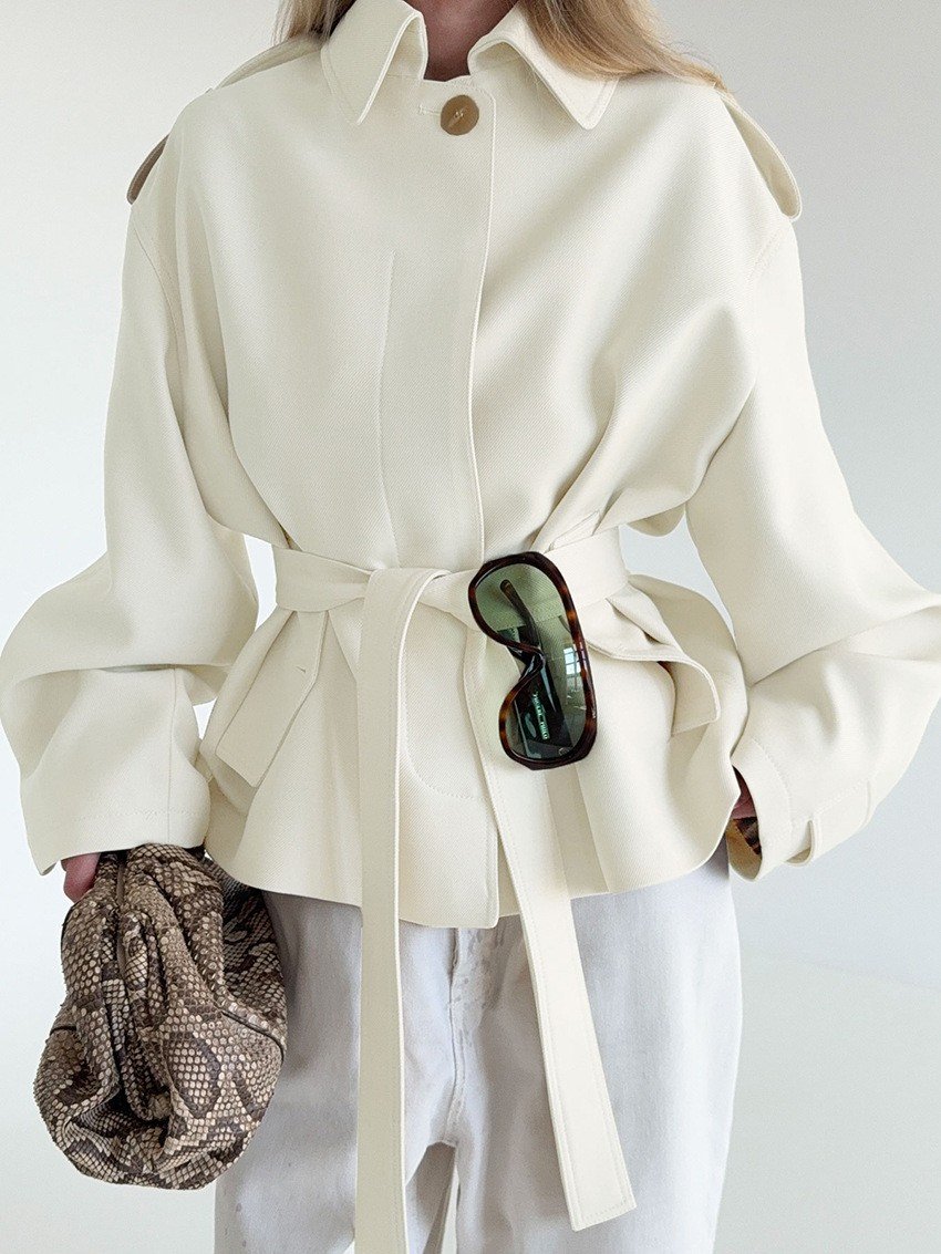QSWT3308 | Belted Balloon-Sleeve Jacket