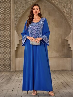 XQY500407 | Crystal Round-Neck Muslim Maxi Dress