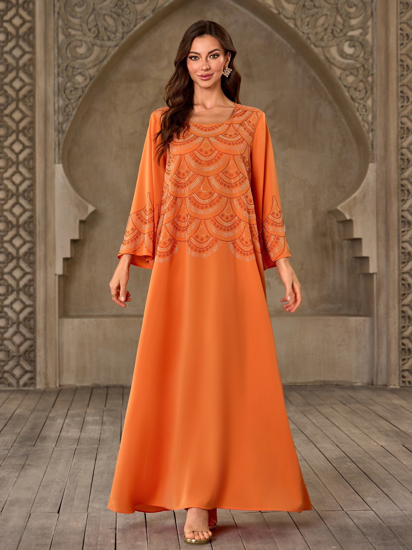 XQY500408 | Crystal Round-Neck Loose Abaya Dress